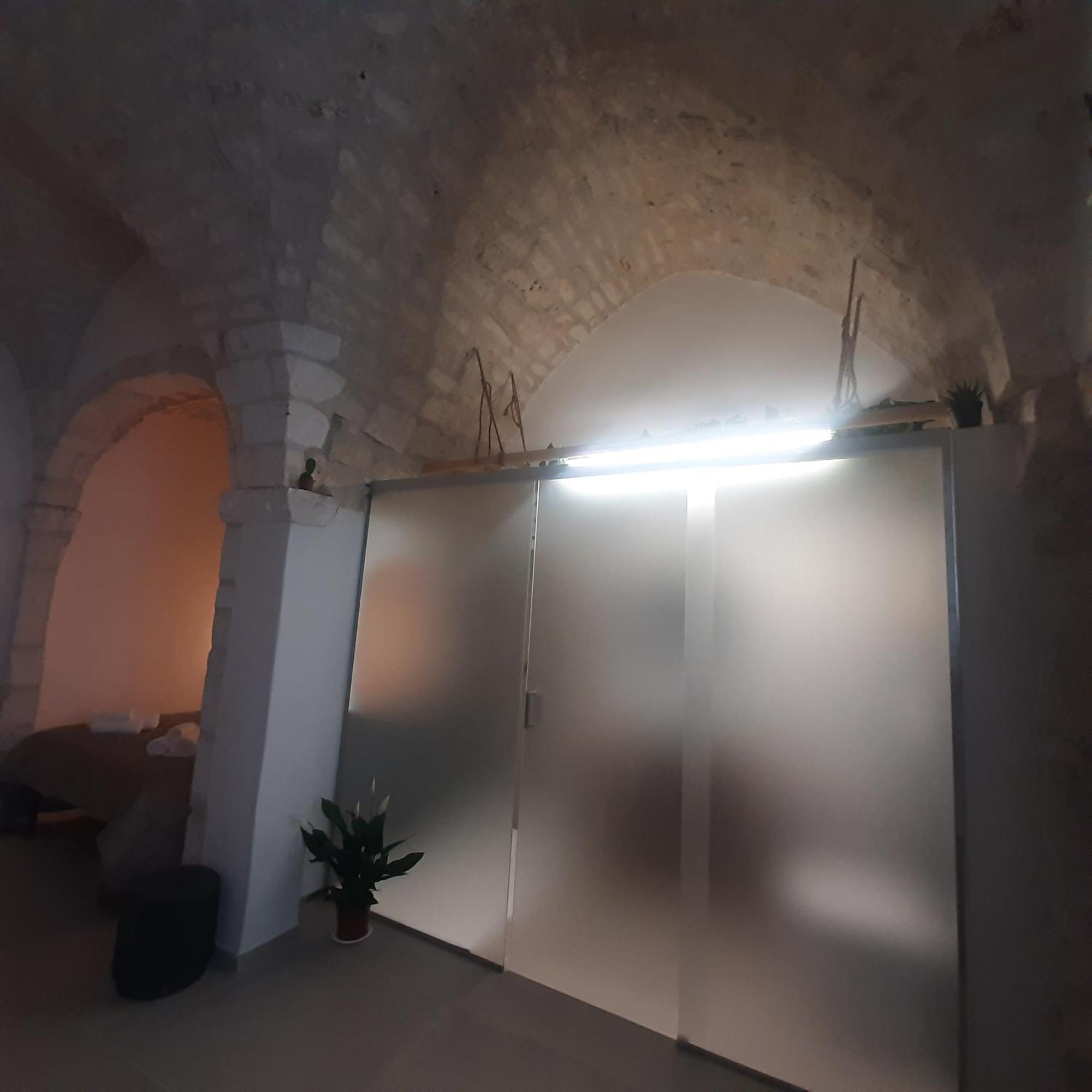Dimora Lavinia Casa Vacanze Centro Storico Ostuni Exterior photo